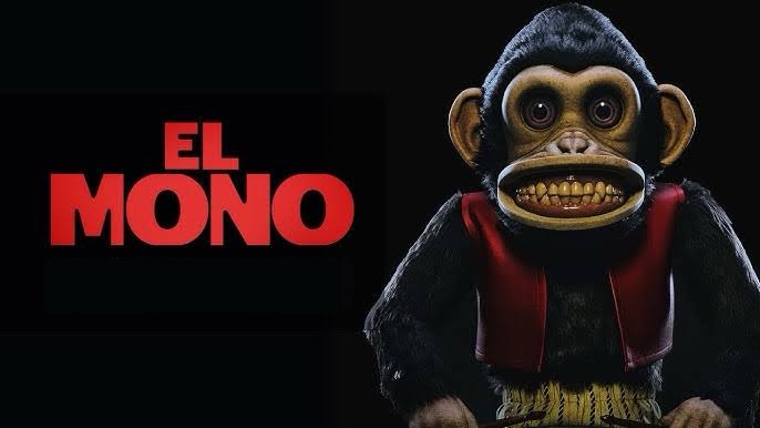 “El mono” ofrece una interesante trama de suspenso y misterio cargada de humor negro que solo Stephen King podría imaginar.